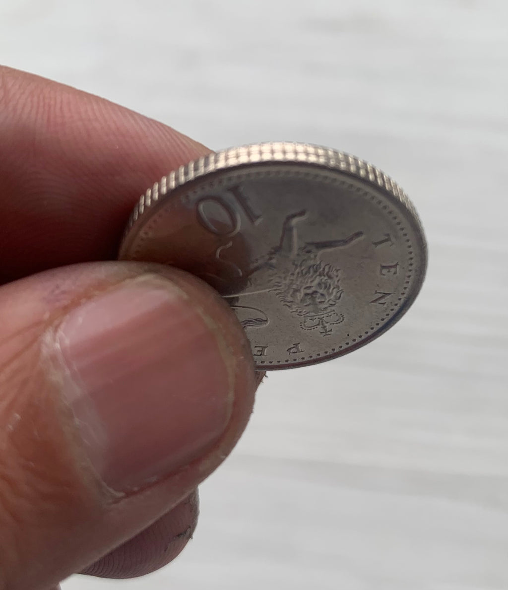 Strong Magnetic 10p Coin Trick - Close Up Magic Trick - 10 Pence Coin Magic