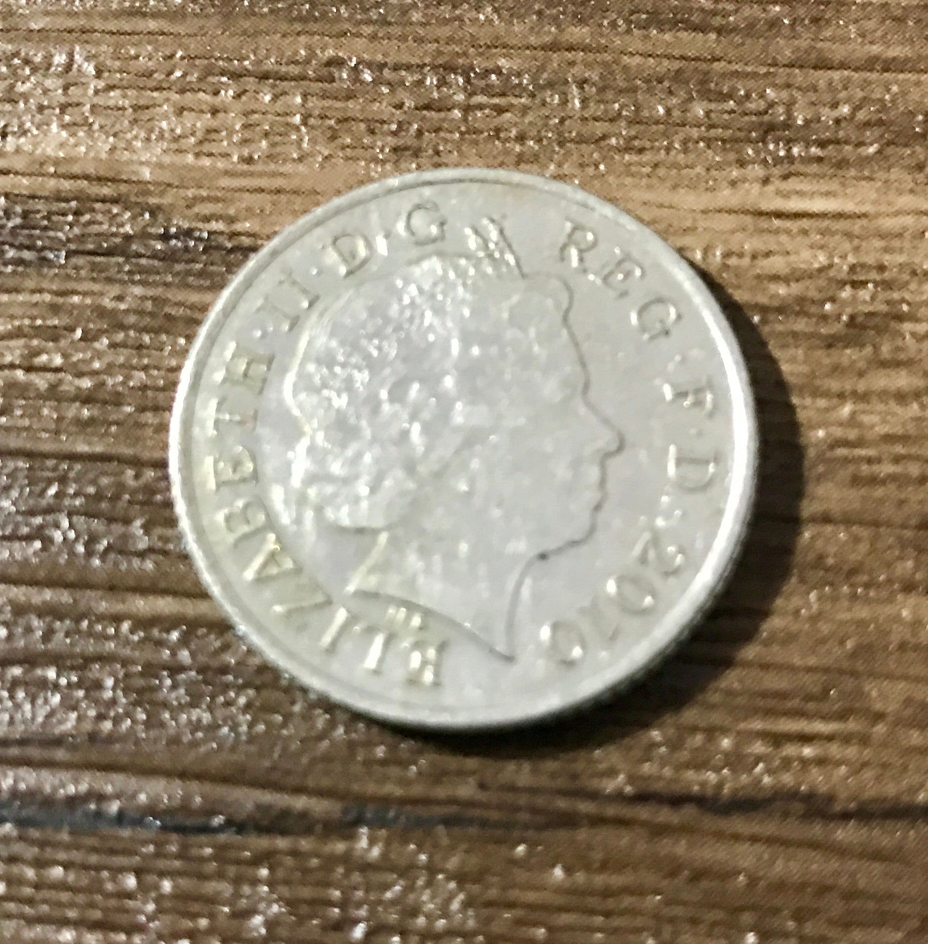 Split Coin Magic - 10p Split Coin Magic Trick -  Coin Thru Bag