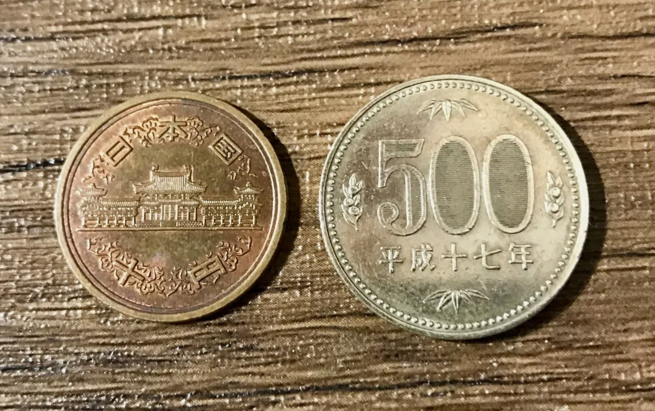 500yen 10yen Coin Unique Trick - Japanese Scotch and Soda