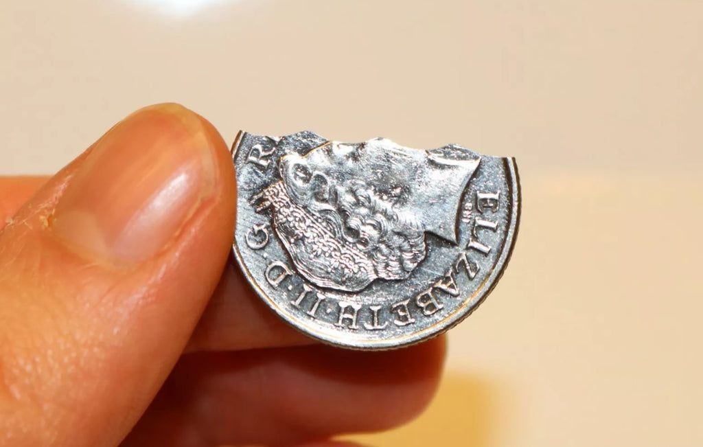 DAVID BLAINE MAGIC BITTEN AND RESTORED 10p COIN PRO QUALITY Bite Out Coin 10 p